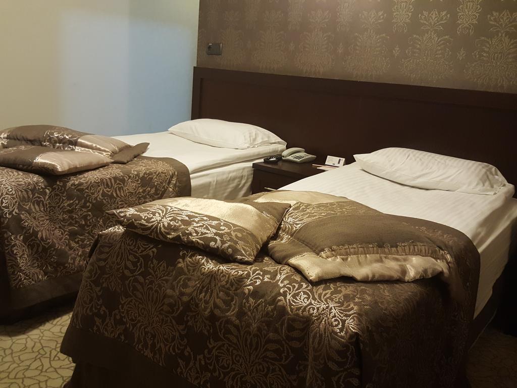 Latifoglu Hotel アンカラ エクステリア 写真