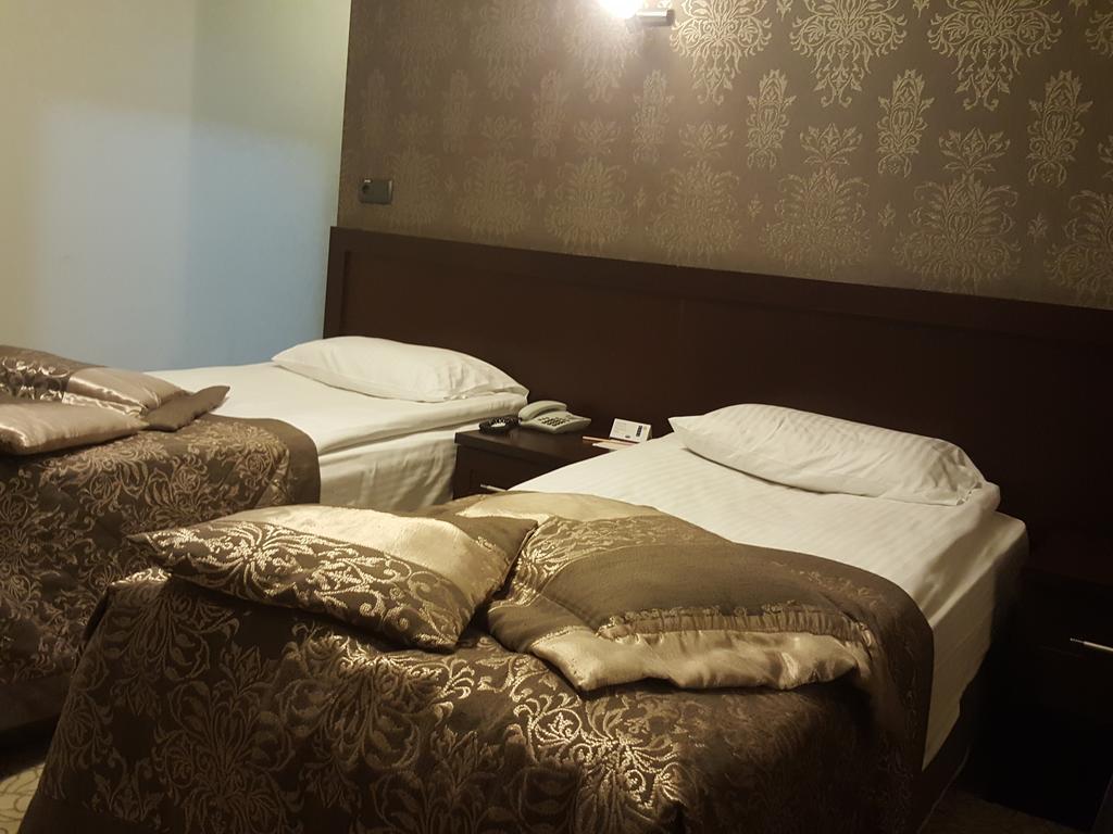 Latifoglu Hotel アンカラ エクステリア 写真