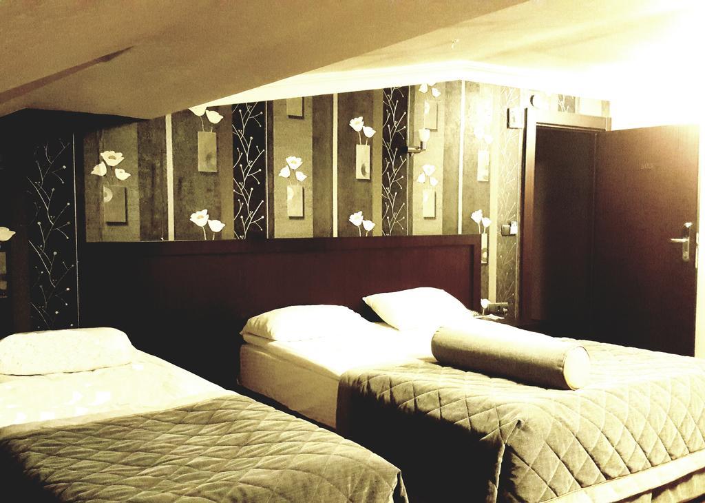 Latifoglu Hotel アンカラ エクステリア 写真