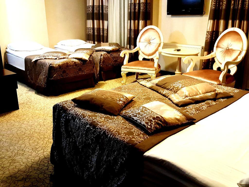 Latifoglu Hotel アンカラ エクステリア 写真